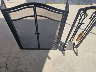 Fireplace screen and tool set $50