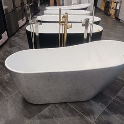 Bathtubs in different styles & sizes - Prices start at $349&up