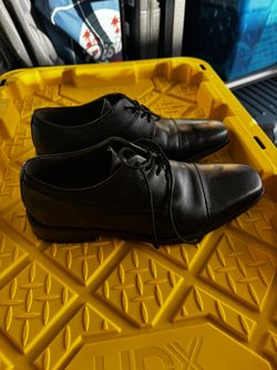 MEN’S BLACK SQUARE TOE FORMAL / DRESS/ WEDDING SHOES. Johnston and Murphy size 10.5 