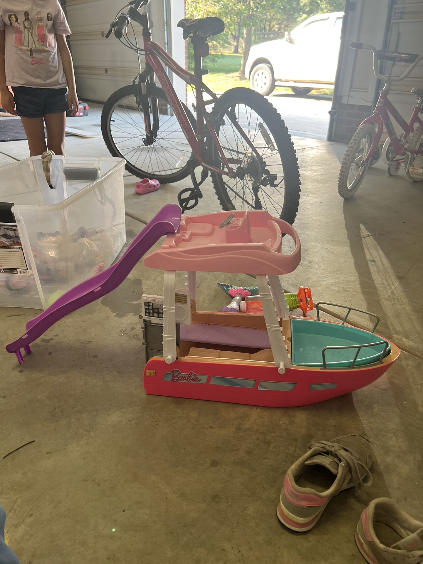 Barbie Boat