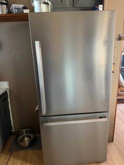 Hisense refrigerator