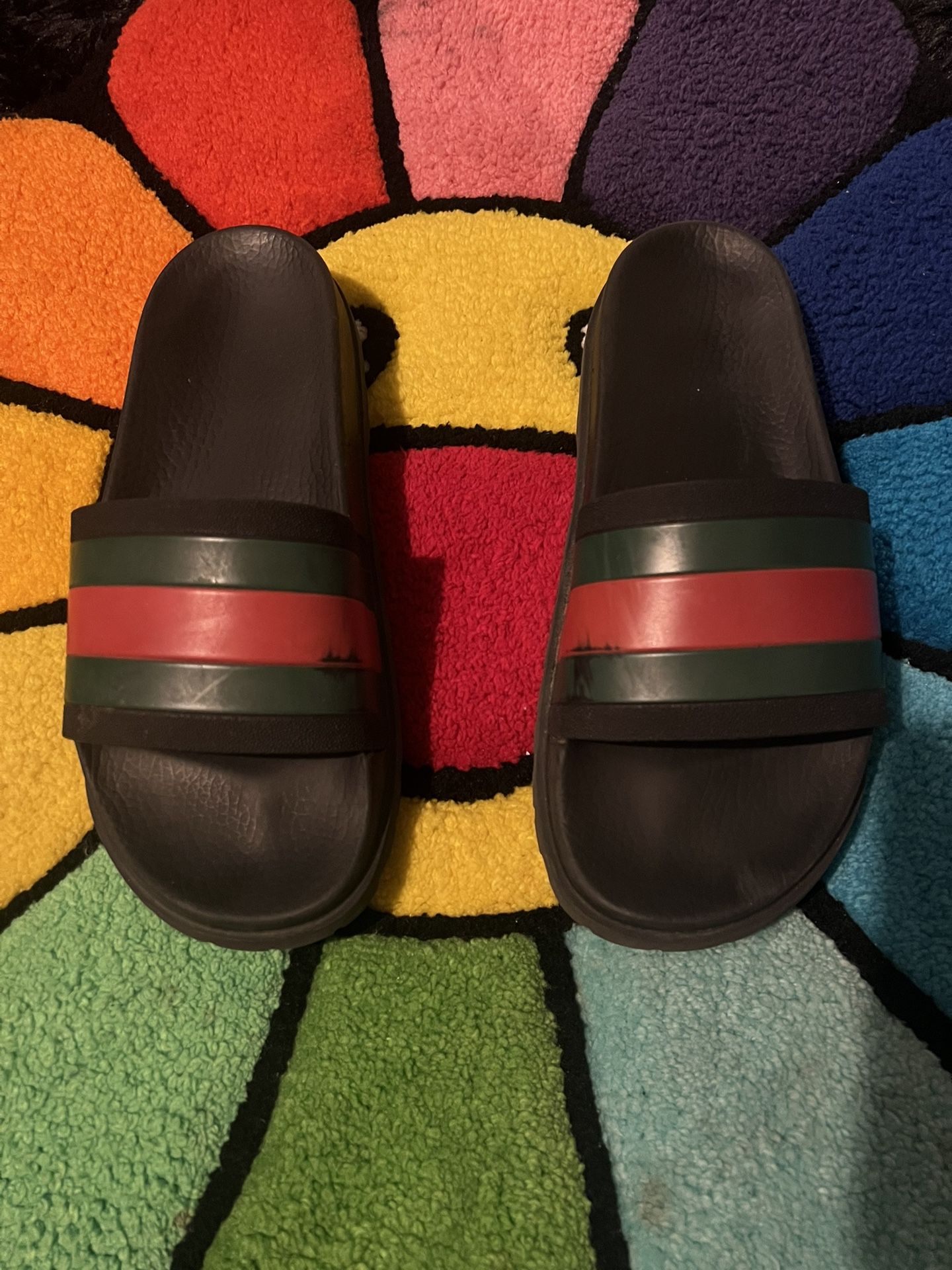 gucci slides