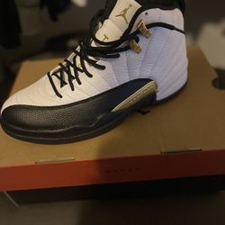 Air Jordan 12 