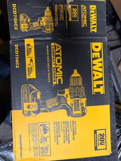 DEWALT Atomic 20V Brushless Drill/Driver Kit DCD708C2