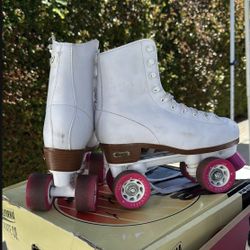 Chicago Brand Roller Skates - White Size 7 Run Big ( Fits 7.5-8) 