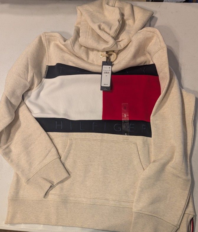 *NEW* Women's Small Tommy Hilfiger Hoodie