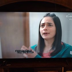 Tv 50" TCL  Roku Smart 