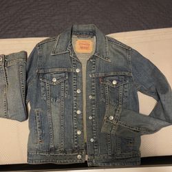 Jean Jacket Women’s Small Levi’s 