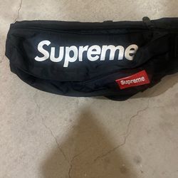 Black Supreme Fany pack