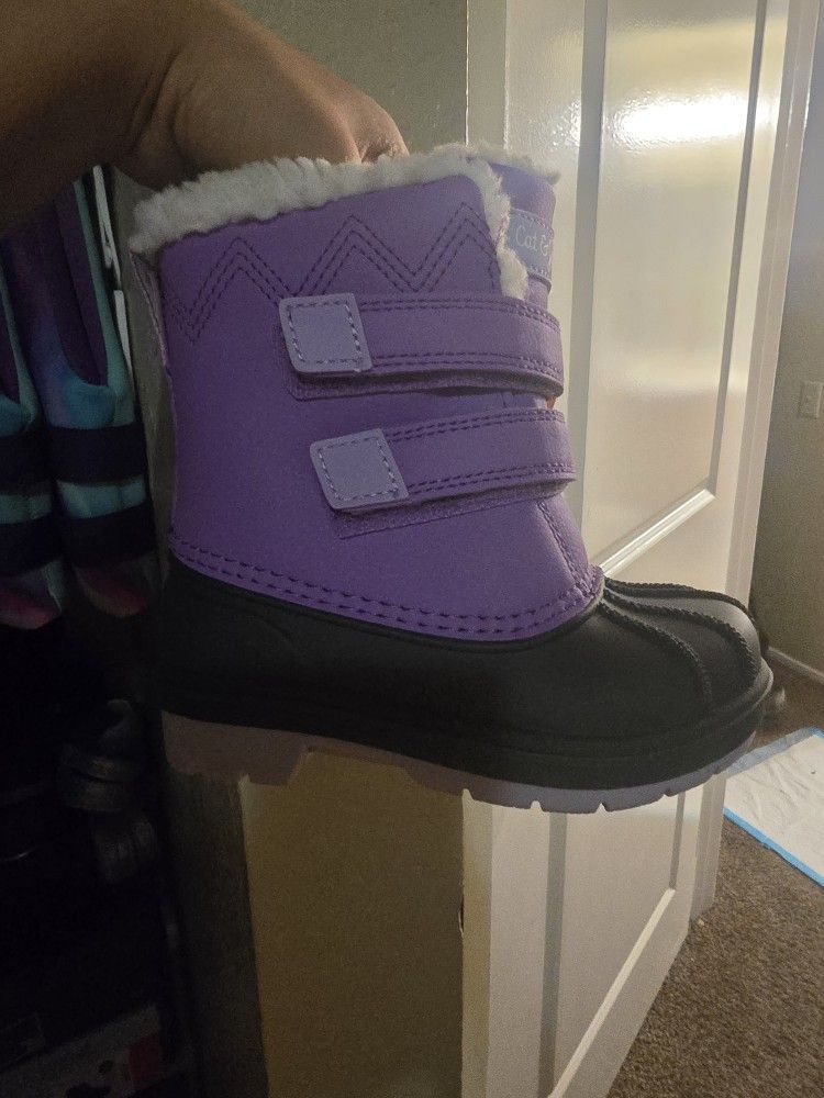 Brand NEW Kids Snow Boots All Diff Sizes
