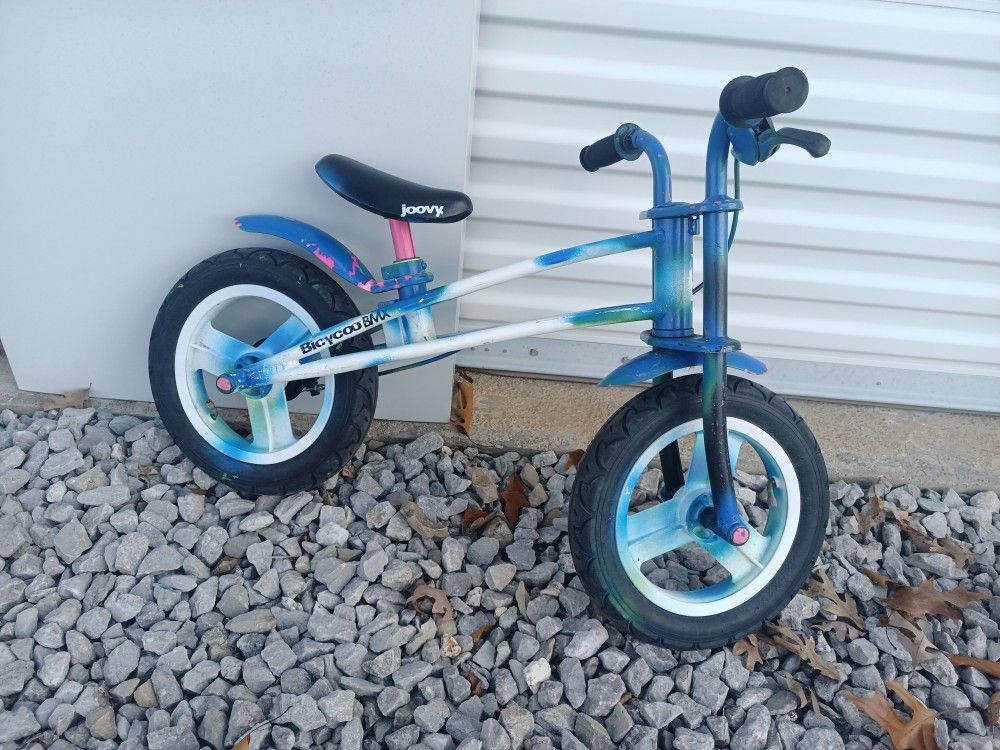 Joovy Bicycoo Toddler BMX Balance Bicycle