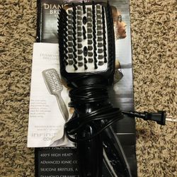 Conair - Infiniti PRO Diamond Brilliance Hot Paddle Brush - Black