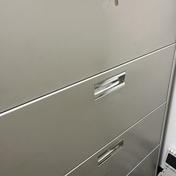 Hon 4 Drawer Filing Cabinet 