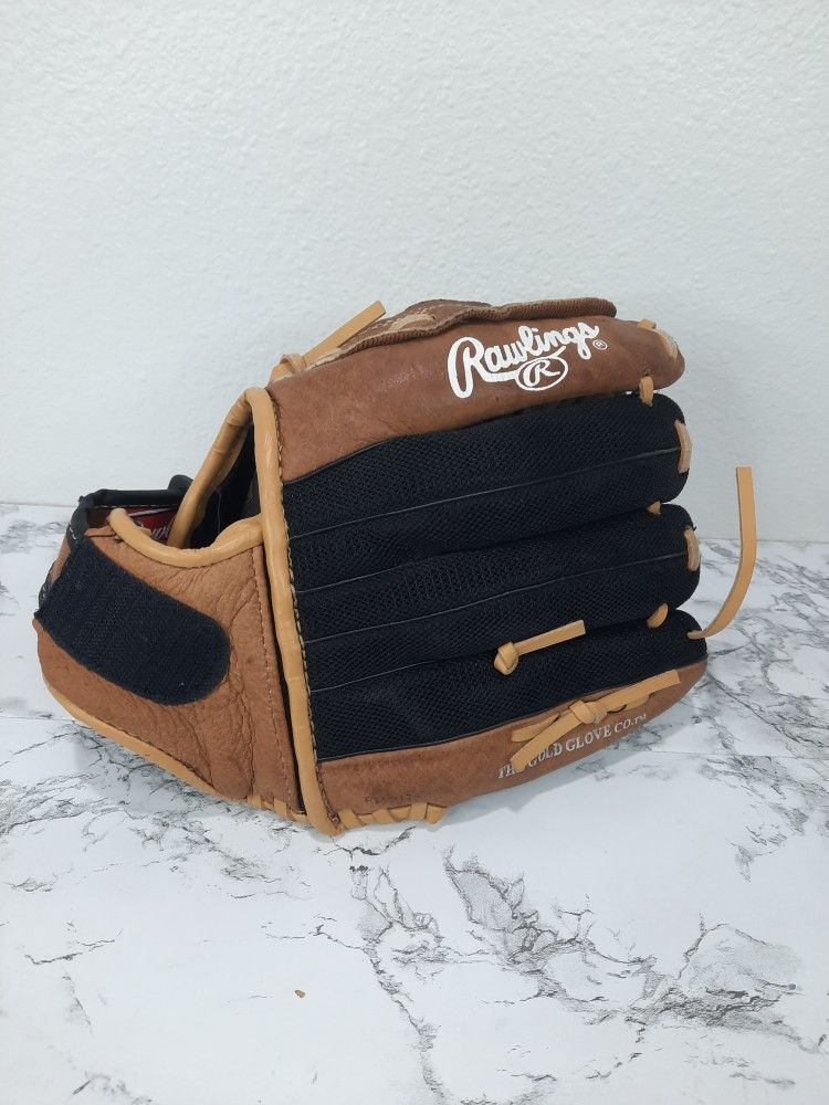 Rawlings PM110MBC 11 inch Playmaker Baseball Glove Right Hand Throw 