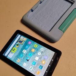 Amazon Fire 7 With Case