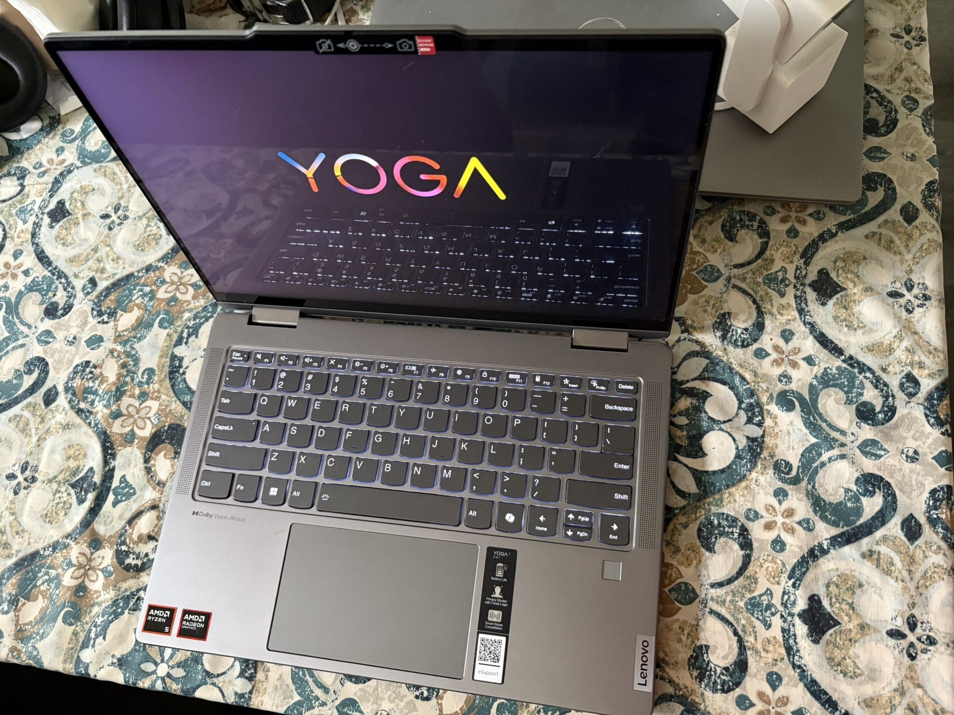 lenovo yoga 7 2 In 1 Laptop 8gb Ram 512 Gb Ssd LIKE NEW 9month Left On Warranty
