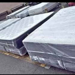 FREE DELIVERY !!! 🔥Mattress + Box Spring | Never Used | Take it Today
