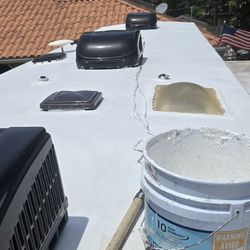 Se Reparan Trailas Techos Piso Carpetat Y Sercas