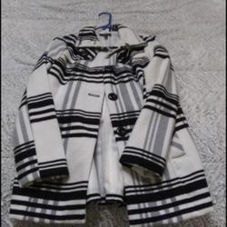 Ladies Pea Coat Size Large For Petite Woman