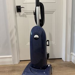 Riccar Brilliance Vacuum Cleaner