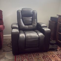 Recliner Chair