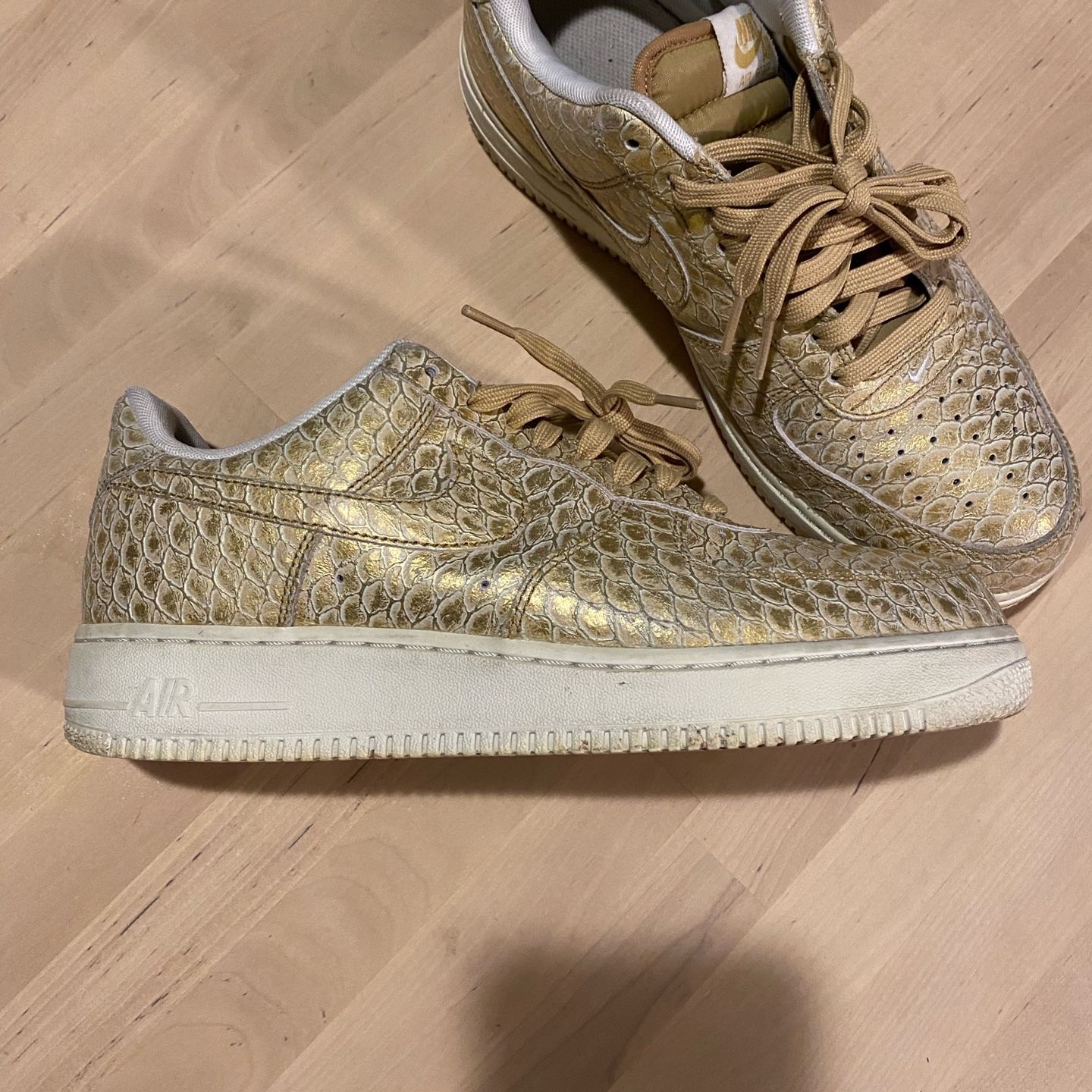 Nike Air Force 1 low “golden scales”