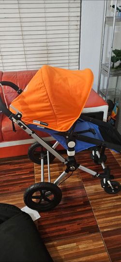 Bugaboo Camaleon Stroller with Bassinet and accessories