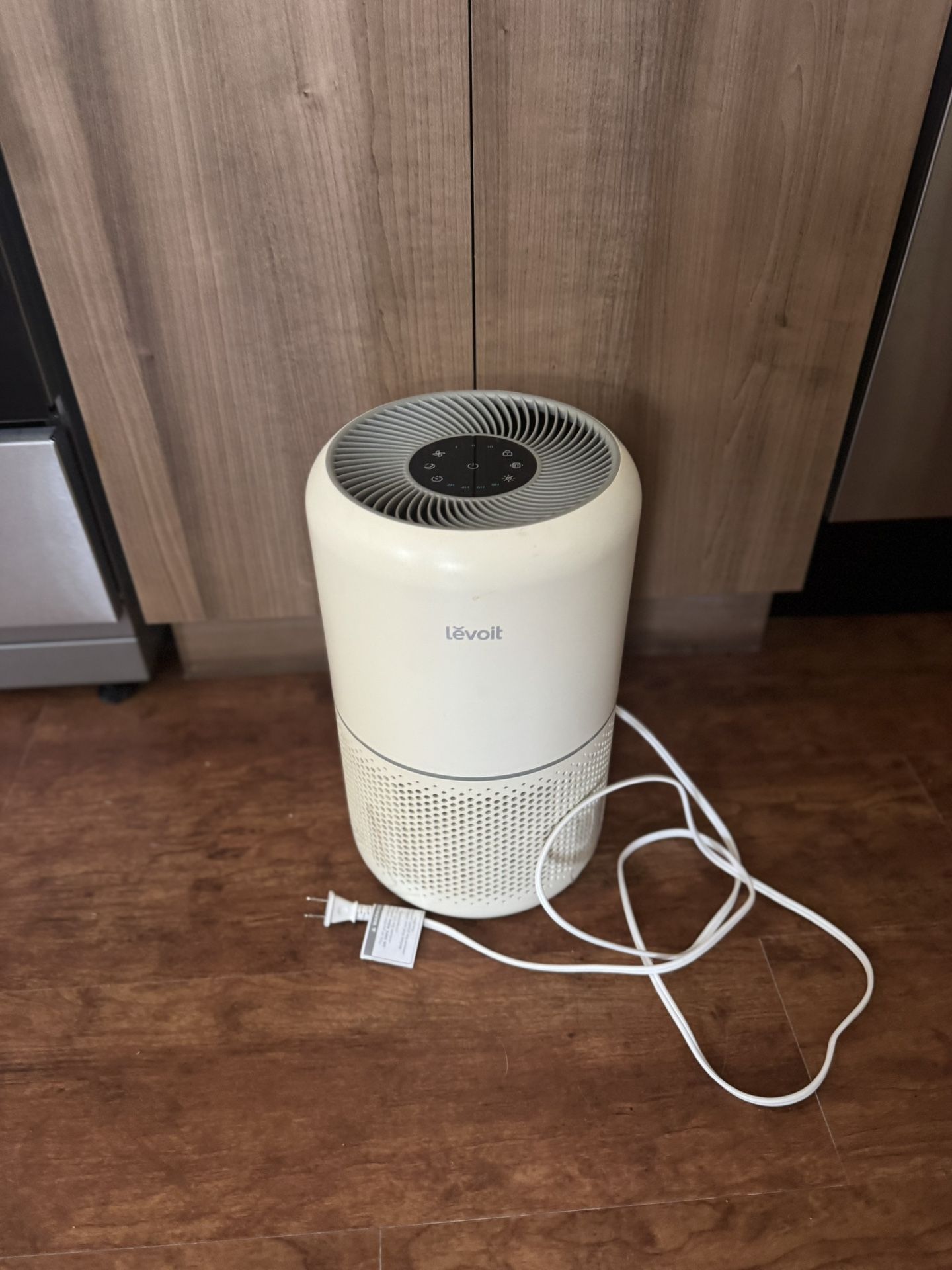 Air Purifier (Levoit)