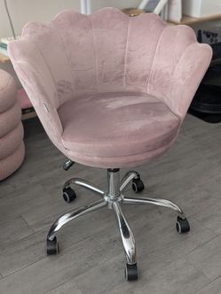 Pink/Mauve Velvet Swivel Office Chair with Wheels