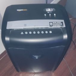 Amazon Basics Shredder