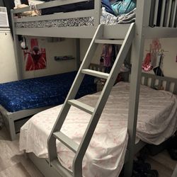 Wooden Bunk Bed Full Size On Top 2twin 