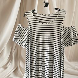 ELLE STRIPED COLD SHOULDER DOUBLE OR RUFFLE SLEEVES SWING BOTTOM BLOUSE