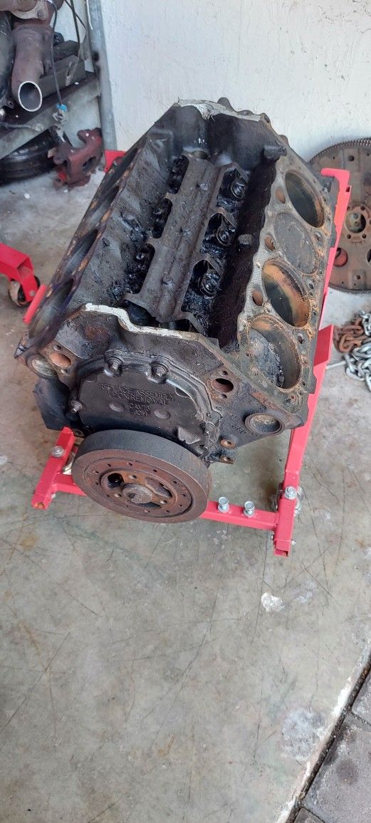 SBC VORTEC 5.7 SHORT BLOCK ROLLER BLOCK 880 NEEDS REBUILD