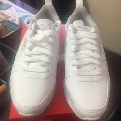 Tenis Nuevos Size 6  De Mujer Marca Puma New Never Used 