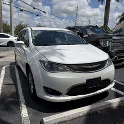 Chrysler Pacifica 2018