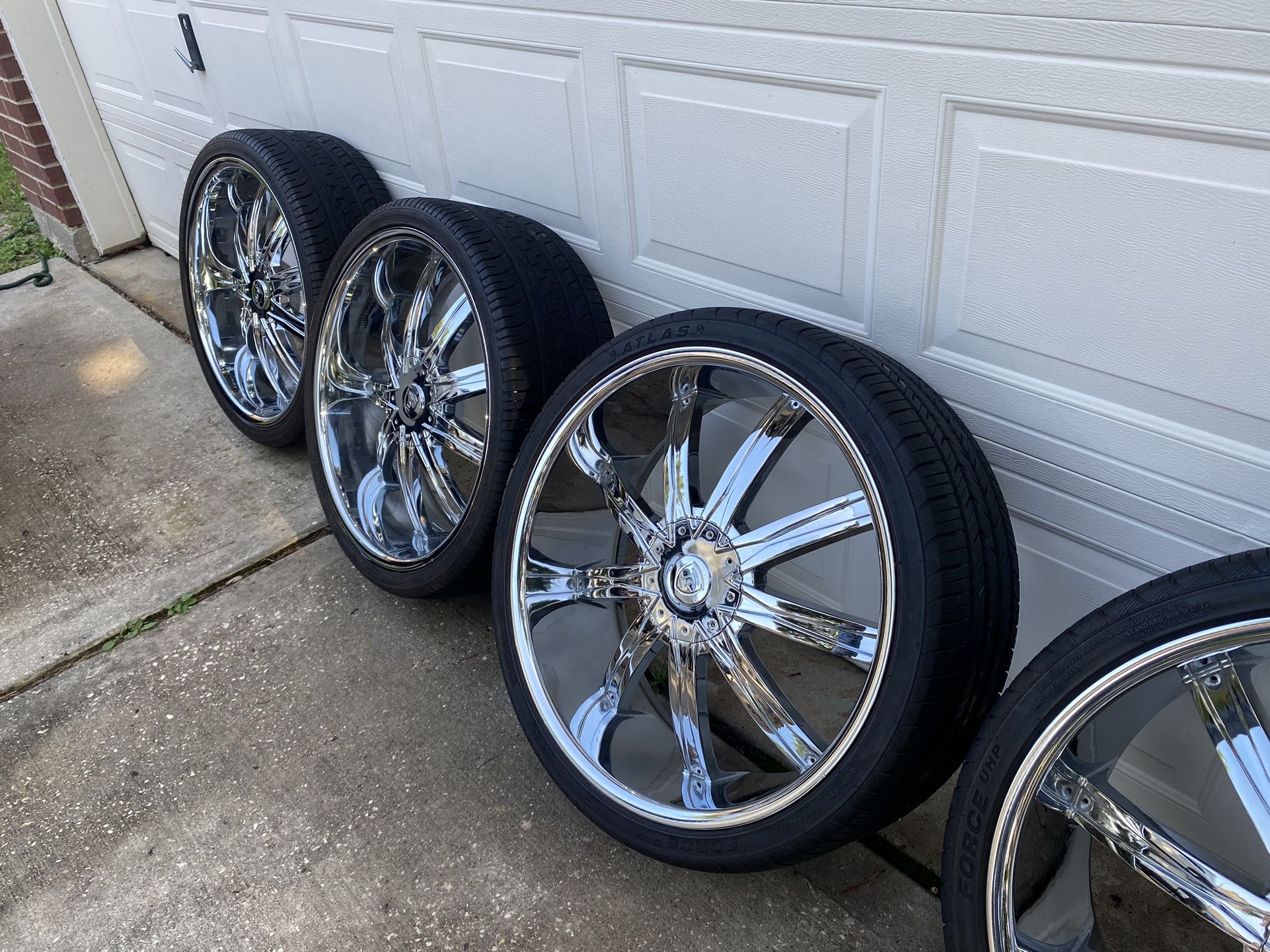 24 Inch Chrome Rims With Black Inserts