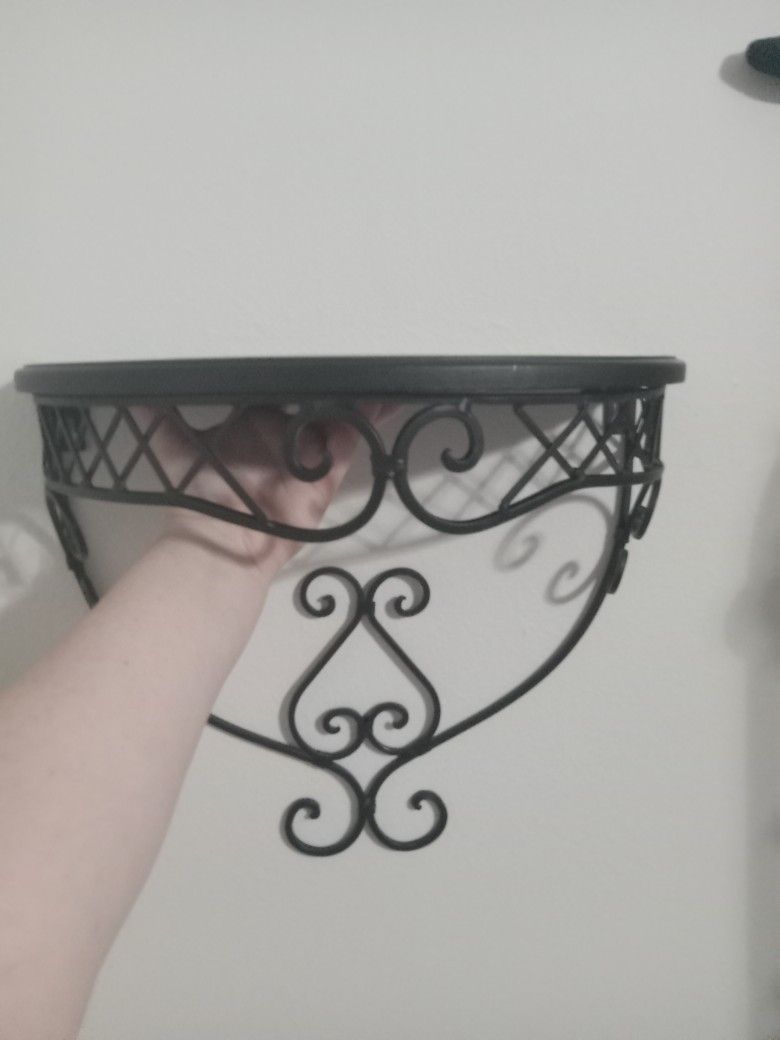 Metal Wall Mounted