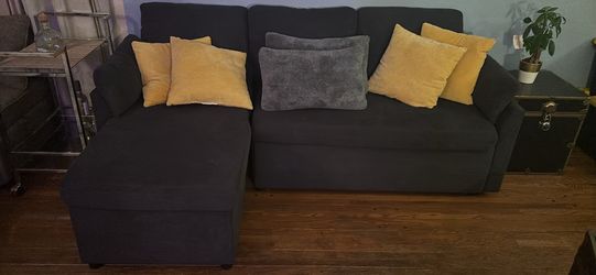 Sofa w/ bed