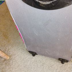 Rolling Travel Bag Some Wear But Overall Good Condition Pickup Only Cash 