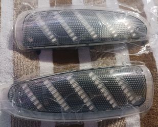 2pc Ford side mirror lights (Info In pic)