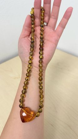 Handcrafted Natural Plant Amber Heart Pendant Necklace