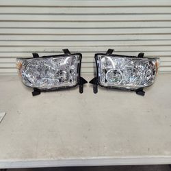 2007 To 2013 Toyota Tundra And Sequoia Headlights 