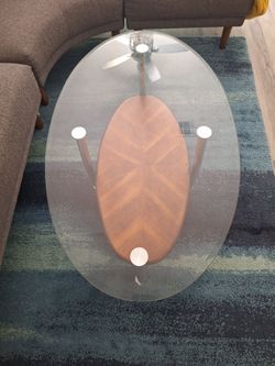 Glass and wood Coffee Table