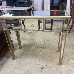 Mirrored Console/ Table / Hallway Table / Entry Table 