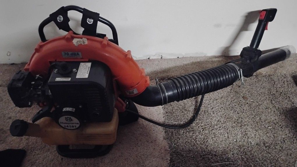 Husqvarna #145BT 49cc 2-Cycle Backpack Blower