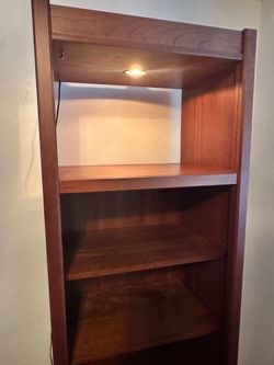 FREE - Book Shelf