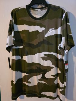 New Men's Nike Camo Tshirt