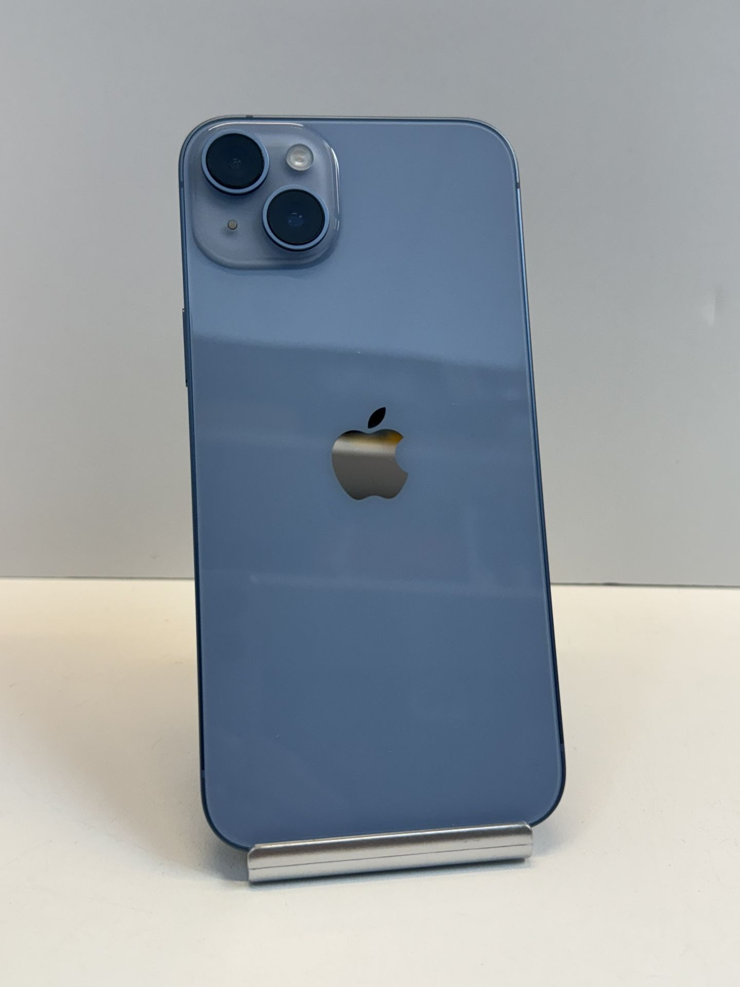 Apple iPhone 14 PLUS 128gb. ( Factory Unlocked )