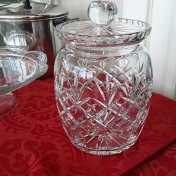 CRYSTAL COOKIE  JAR MADE IN CZECH REPUBLIC.   CESKCI.  Check My profile pictures.