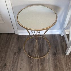 Mirror Stand Table